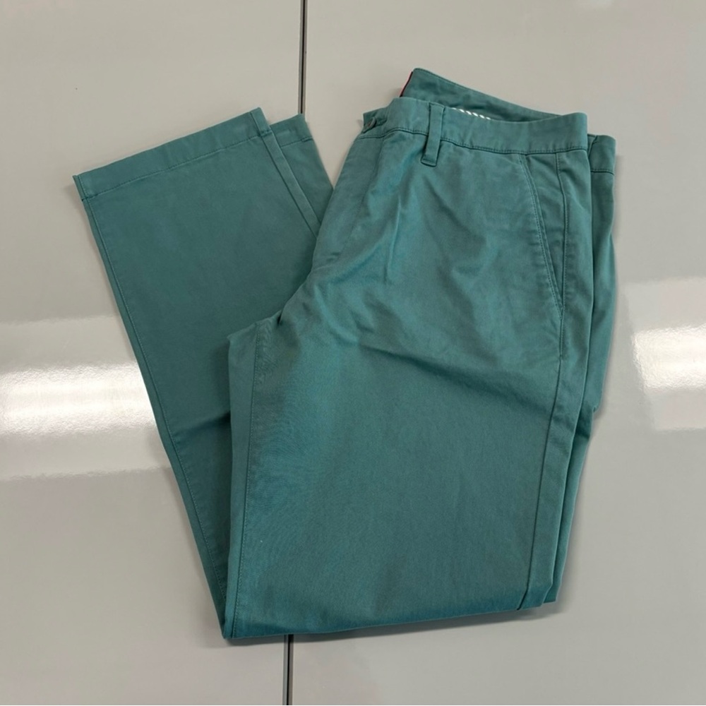 Untuckit Chino Pants